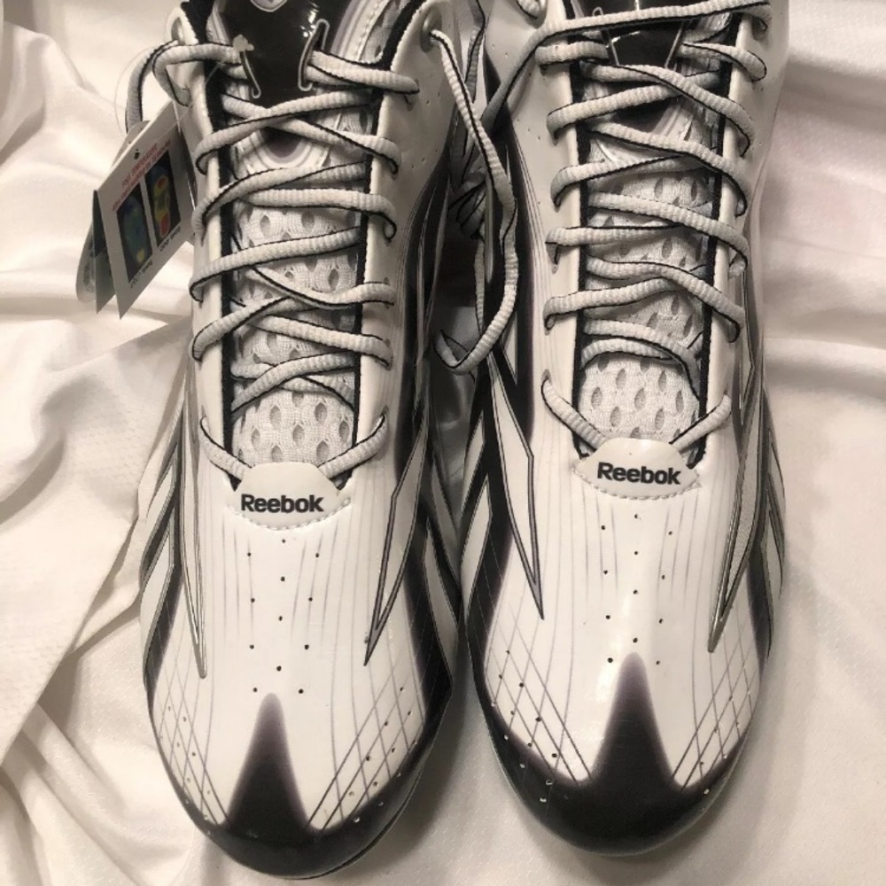 REEBOK NFL BURNER FOOTBALL CLEATS WHT/BLK/SLV